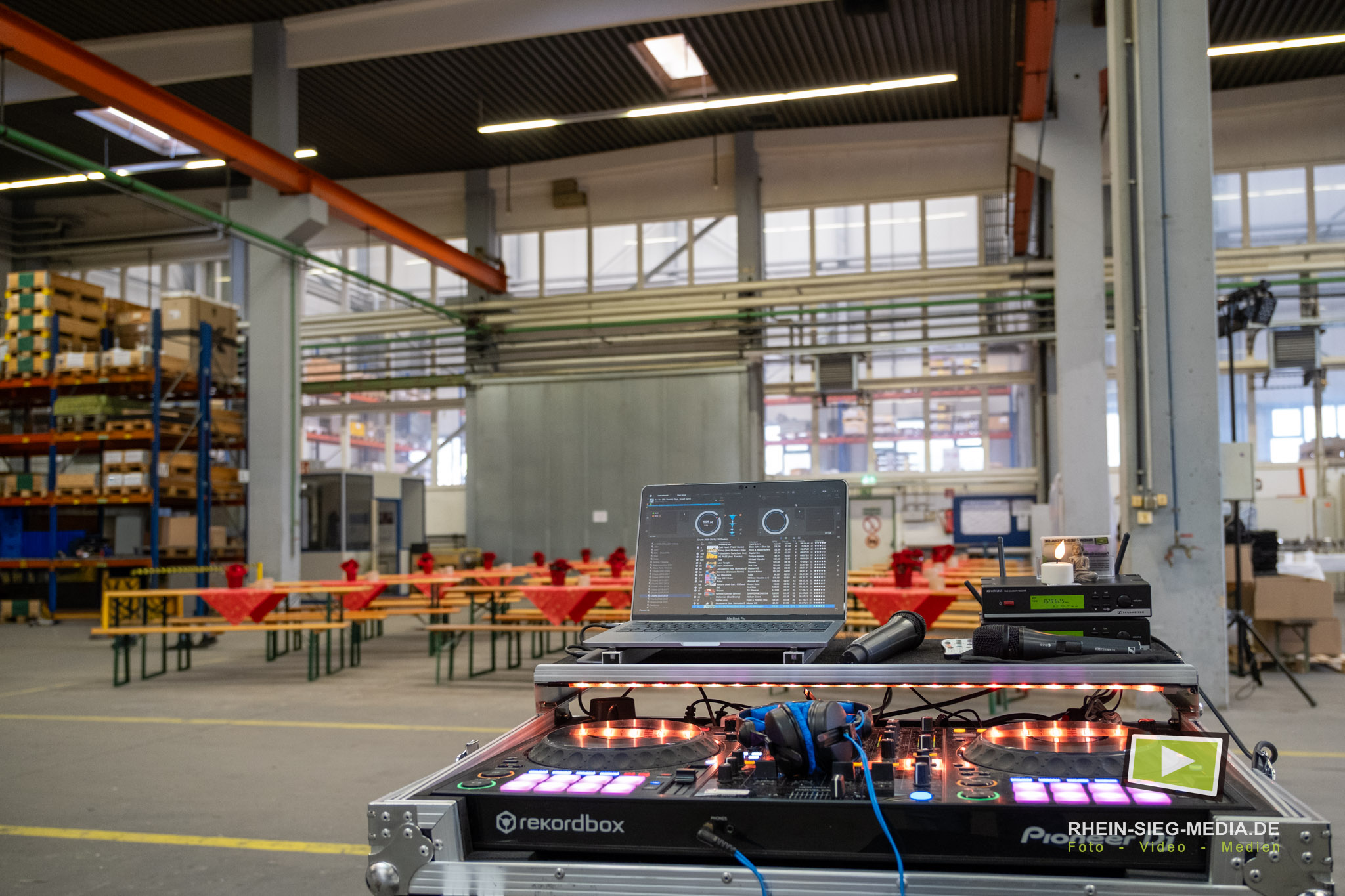 DJ-Technik bei Firmenveranstaltung